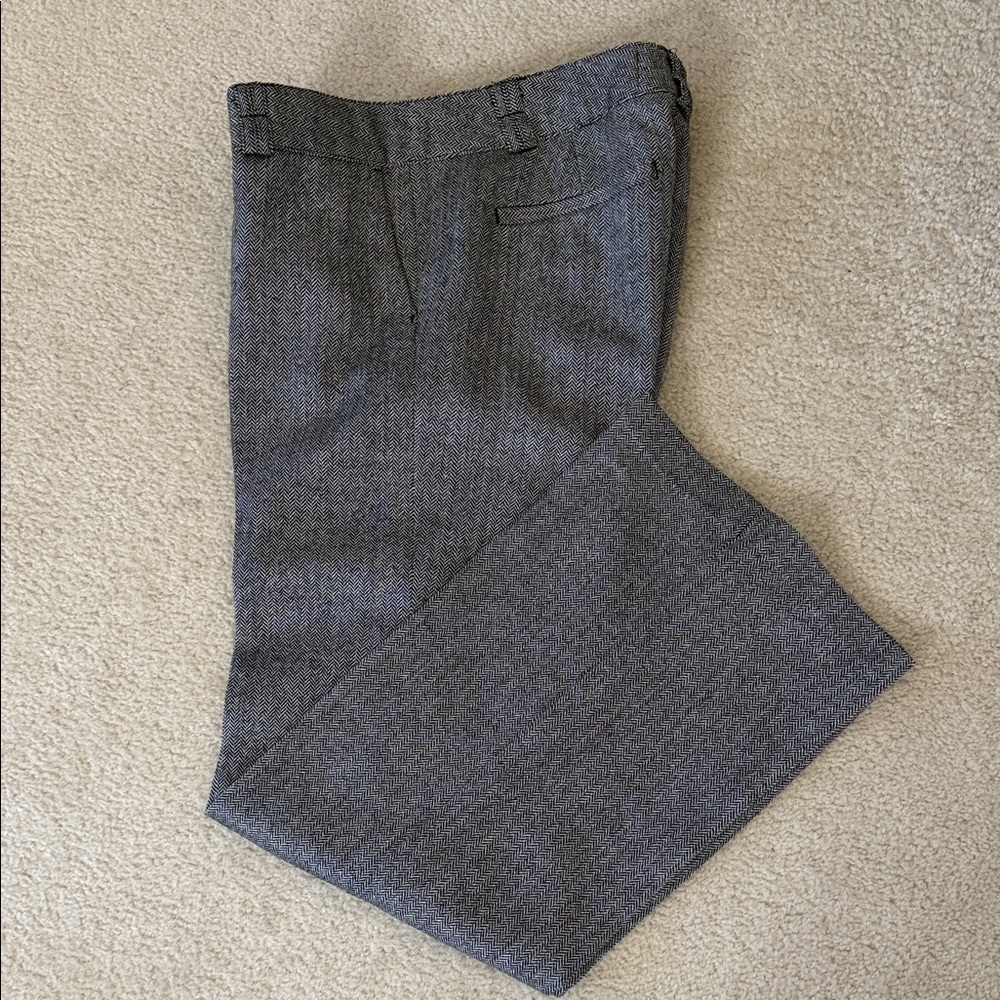 NWOT Stylish Old Navy Black and White Low Waste  Herringbone Dress Pants Size 10
